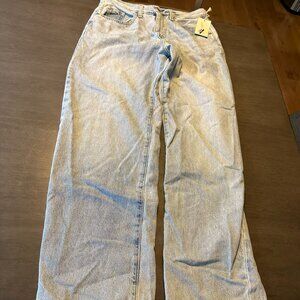 Universal Thread Women's Mid-Rise 90's Baggy Light Wash Jeans Size 8/Regular